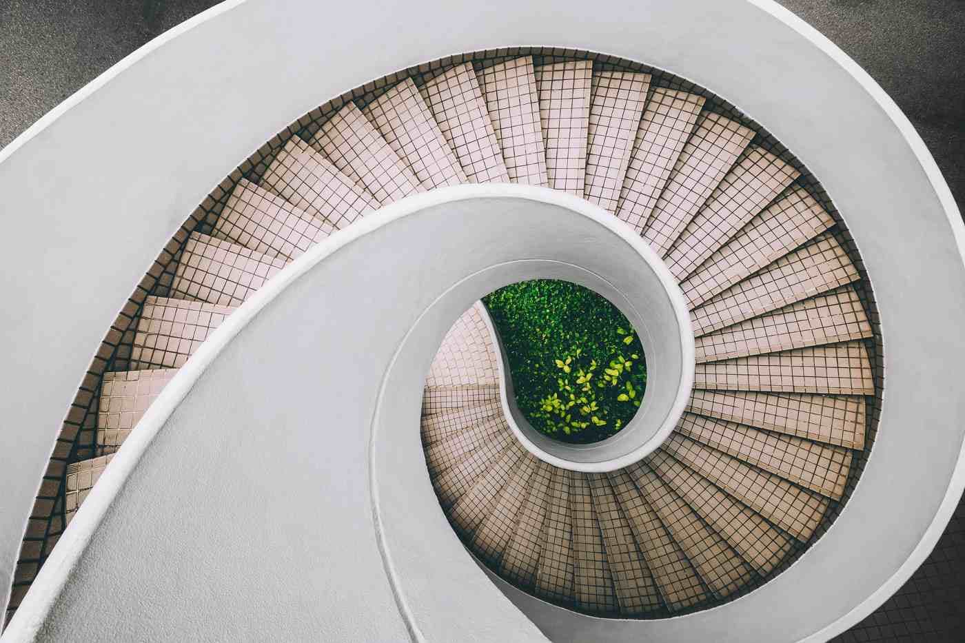 spiral-staircase-with-greenery-at-bottom-the-futuristic-world-of-living-building-materials