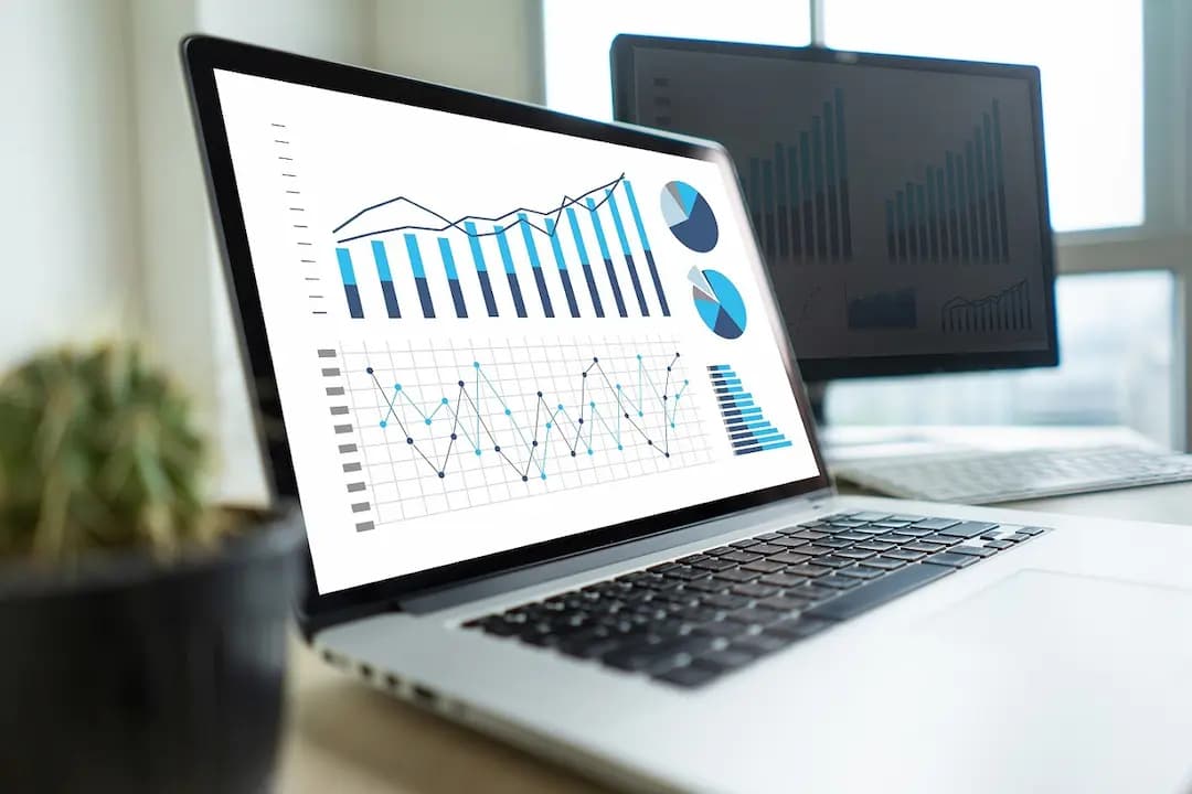 Construction project tracking